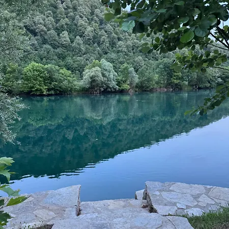Esma Private Island * Kostel